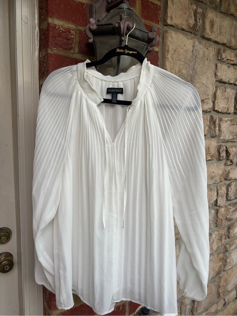 Ellen Tracy White Pleated Tie-Neck Blouse
